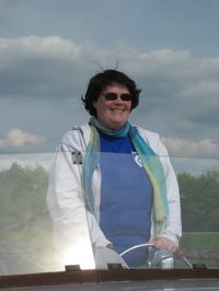 Sabine am Steuer