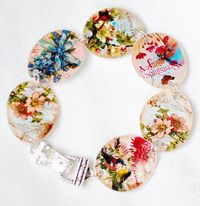 Isn't this shrink plastic bracelet gorgeous? #Tutorial here - #jewelry #diy #crafts