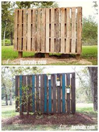 Build Your Own Pallet Wall to hide an ugly gas tank, ac or trash cans! Pallet Garden Wall - Phase II ~ Decorating - SouthernRevivals.com