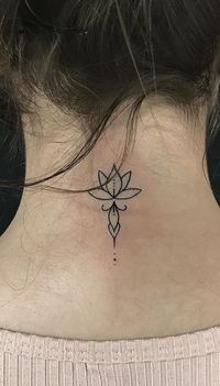 10 Ideias de tatuagem no pescoço feminina