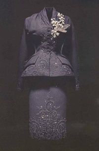 1950 Dior Suit. I would wear this today!