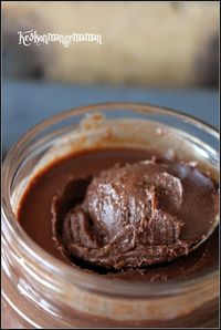 Keskonmangemaman?: Pâte à tartiner au chocolat et noisettes végétalienne , sans sucre ajouté