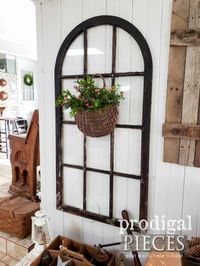 Farmhouse Living Room with Architectural Salvage Decor by Larissa of Prodigal Pieces | prodigalpieces.com #prodigalpieces #diy #trashure #farmhouse