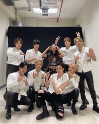 stray kids pics on Twitter: "Milli with Stray Kids ♡ https://t.co/8I8LI6lw5v" / Twitter