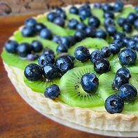 Kiwi blueberry cream cheese tart