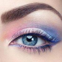 Check out the webpage to see more about makeup & hair #eyemakeuplooks