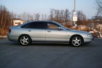 Mazda 626 25i V6