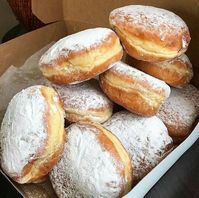 𝑑𝑒𝑠𝑐: credit linked (tap on pin or press visit) , i do not own this photo/video! #donutshop #sweet
