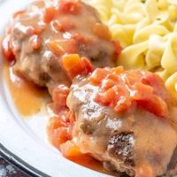 HAMBURGER STEAKS WITH TOMATO GRAVY - The Country Cook