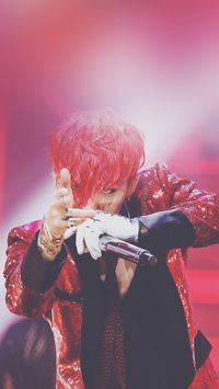 G-Dragon Lockscreens (Bang Bang Bang Live Performance @ M!CD)