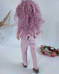 Vacation friend An artistic doll, one of a kind. An unforgettable gift for children and adults. He can sit and stand on his own. The legs and arms have a wire skeleton to keep them in a fixed position. The clothes are removable, fastened with snaps. Llama natural hair. Filling - antiallergic folifiber. Shoes made of eco leather, handmade. It was created with a lot of love and care.