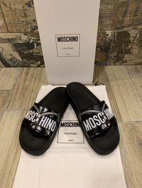 Moschino ciabatte scontate del 45% vieni a scoprire L' #Offerta su #TimeOutlet #AlbanoLaziale
