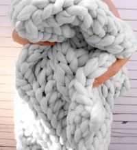 Super Plush Extra Chunky Knit Wool Throw Blanket