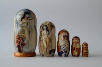 Gustav Klimt stacking dolls, matryoshka nesting doll, babushka dolls set of 5 pcs, Handmade, Free S