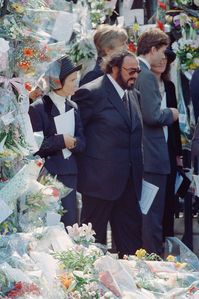 Italian operatic tenor Luciano Pavarotti - TownandCountrymag.com