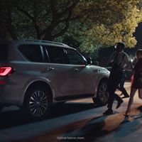 The 2019 #QX80 Smart Rearview Mirror. Look back, even when summer’s full steam ahead.
