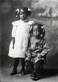 Black History Album .... The Way We Were — SISTER TO SISTER | 1905 Portrait of Maggie Davis...