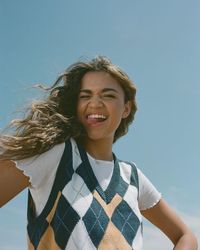 Maddie Baby on Instagram: "Sweater vest szn, I don’t make the rules 😚 @americaneagle #aepartner #aejeans"