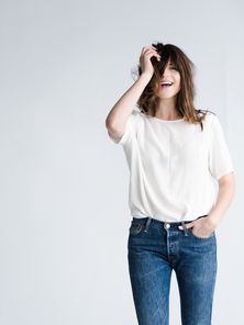 29 White Shirt Blue Jeans Plain Bg Women Ideas In 21 White Shirt And Blue Jeans Women Fashion 29 White Shirt Blue Jeans Plain Bg Women Ideas In 21 White Shirt And Blue Jeans Women Fashion