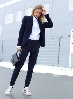 Dress In Zakelijk pak zwart zakelijke stijl Mode Pakken Zakelijke pakken Dress In Zakelijk pak zwart zakelijke stijl Mode Pakken Zakelijke pakken
