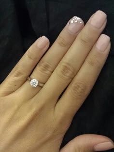18 Stunning Engagement Manicures To Show Off Your New Ring Nails The Nails And Ring