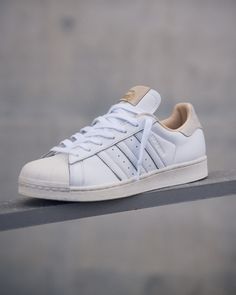 adidas Herren Superstar Suede Low Top, Grau Ch Solid Grey adidas Herren Superstar Suede Low Top, Grau Ch Solid Grey