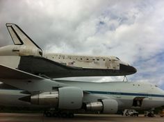 Photograph of the NASA 747 /& Space Shuttle Endeavour Year 2008 8x10