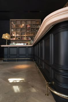 Counter Design, Bar Counter Design, Bar Fronts, Curved Walls, Back Bar Design, Home Bar Designs, Bar Design