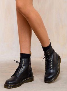 De 20+ beste afbeeldingen van dr martens | laarzen, dr Dr. Martens 1460 Alternative 8 Eye Boot | Urban Outfitters
