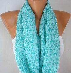 Lola Rose Butterfly Jewel Print snood-style Infinity Scarf /& Pouch NEW