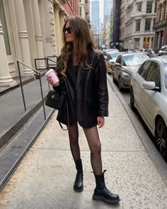 Fashion Weeks, Winter Fashion, Winter Fashion Outfits, Leather Jacket Outfits, Autumn Winter Fashion