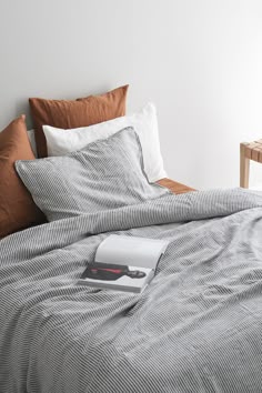 Drap de Bain Coton Lexs Linens Serviettes brod/ées Motif cabines de Plage et Oiseaux