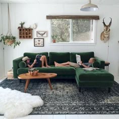 emerald green couch sectional 30 cozy small living room decor ideas for your apartment velvet green couchgreen leather sofaemerald the couch trend 2017 stylish emerald sofas in 2018 emerald green couch sectional 30 cozy small living room decor ideas for your apartment velvet green couchgreen leather sofaemerald the couch trend 2017 stylish emerald sofas in 2018