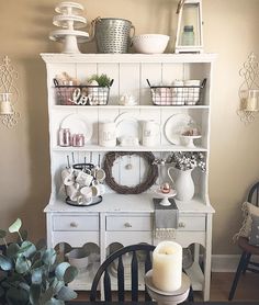 How To Style A Dining Room Hutch Dining Room Furniture Includes A Lot Of Diffe Pieces Apart From Table And Chairs