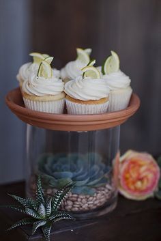 20 Best Wedding Cakes And Desserts Images Mexican Weddings If We Can T Find Cake Stands Heavenly Blooms Spanish Bridal Fashion With Mexican Wedding Inspiration Papel Picado And Succulents