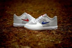 nike è scarpe gratis per il suo 50° anniversario (128 paia nike è scarpe gratis per il suo 50° anniversario (128 paia