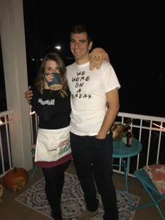 Ross and Rachel Halloween costume Cool Couple Halloween Costumes, Funny Couple Halloween Costumes, Celebrity Halloween Costumes, Teen Costumes