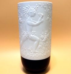 80 Best Vases Pitchers And Pots Images In 2019 Jars Bulb Vase Bjorn Wiinblad Magic Flute Porcelain Vase Rosenthal Germany White Cobalt Blue Bjornwiinblad