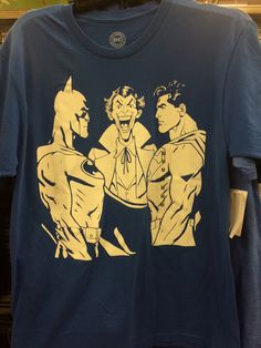 Batman DETECTIVE Comics #487 Cover DISTRESSED Licensed Heather T-Shirt All Sizes