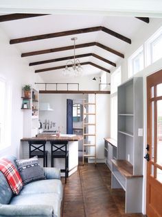 kelly s impeccably designed tiny house home decor pinterest