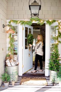 modern farmhouse christmas tour porch glam decor holiday staircase decorating decorations inside front xmas country tv door kitchen stand merry