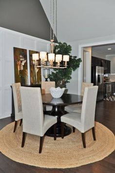round rug under dining room table! love this look <3 | ::: round round rug under dining room table! love this look <3 | ::: round