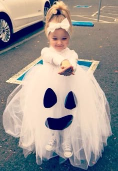 Best Halloween costumes for kids, DIY kids costumes, easy kids costumes to make, adorable and cute Halloween costumes for toddlers and infants, Halloween party ideas, ghost tutu costume Diy Costumes Kids, Costume, Baby Halloween Costumes, Kids Costumes, Tutu