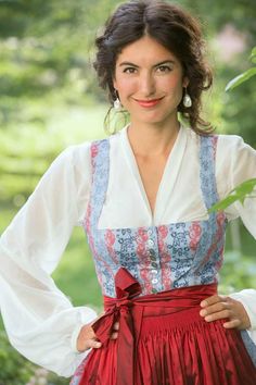Die 30+ besten Bilder zu Dirndl, Folklore in 2020 | dirndl Die 30+ besten Bilder zu Dirndl, Folklore in 2020 | dirndl