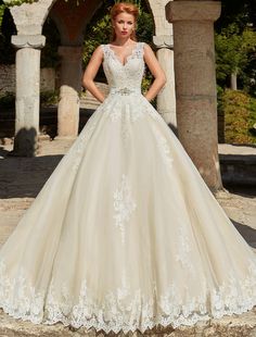 Cele Mai Bune 9 Imagini Din Rochii De Mireasa Dress Wedding