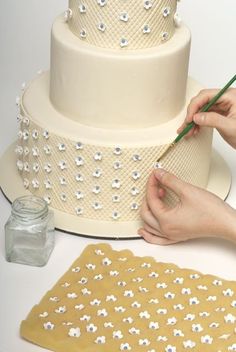 How To Make A Wedding Cake Written And Video Instructions Straight How To Decorate A Sweet Wedding Cake Really This Is Step By