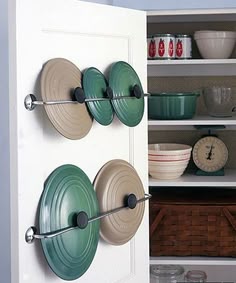 White OROPY Wall Mounted Pot Pan Racks,Foldable Wall Industrial Shelves for Bedroom,Living Room,Kitchen with 6 S-Hooks