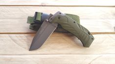 NAVAJA TACTICA MILITAR VERDE PARACORD