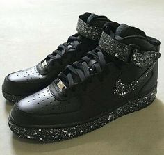 Die 72 besten Bilder von Sneakerlove | Schuhe, Turnschuhe Die 72 besten Bilder von Sneakerlove | Schuhe, Turnschuhe