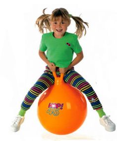 NUOBESTY Kids Hopper Ball sit and Bounce Ball Cartoon Pig Hopping Ball Hippity hop Ball Golden